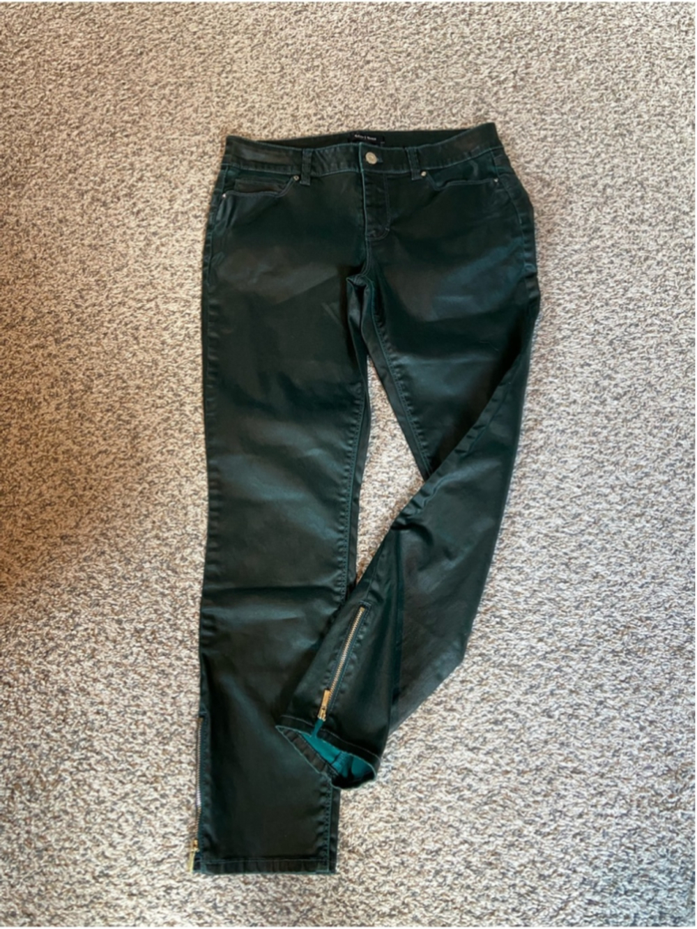 White House Black Market olive green Skimmer Pants
